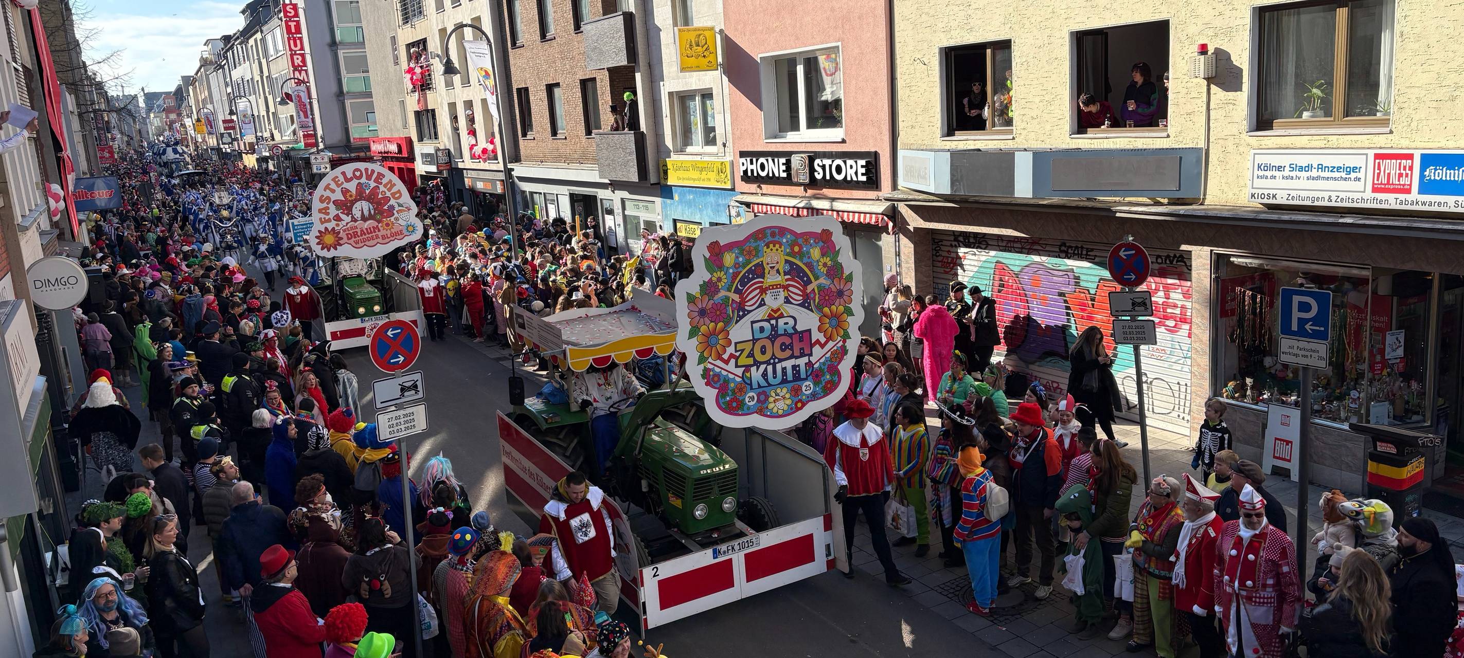 Kölle Alaaf: Der Rosenmontagszug in Köln