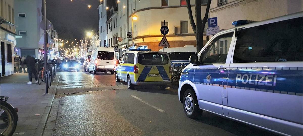 Durchsuchungen nach räuberischer Erpressung in Stammheim