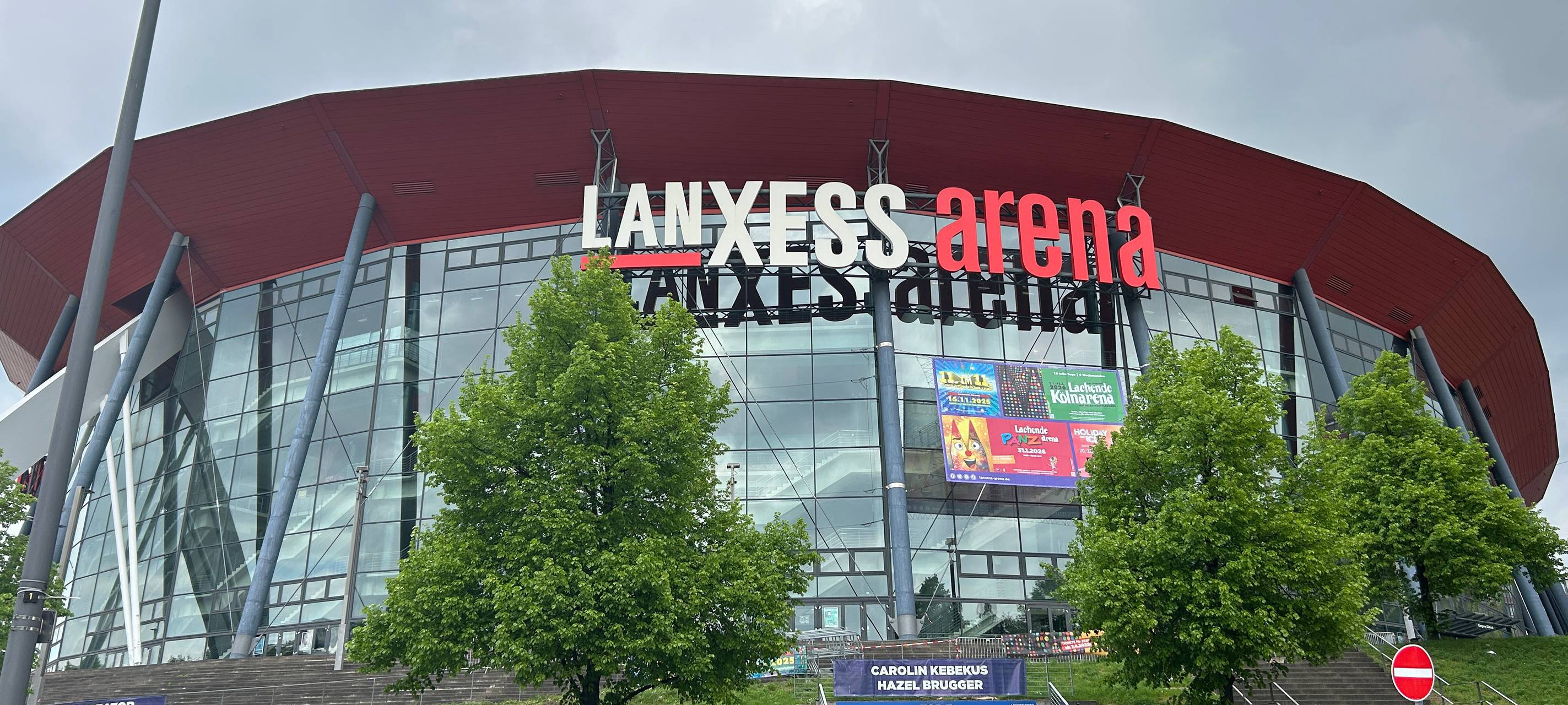 LANXESS arena auf die Eins
