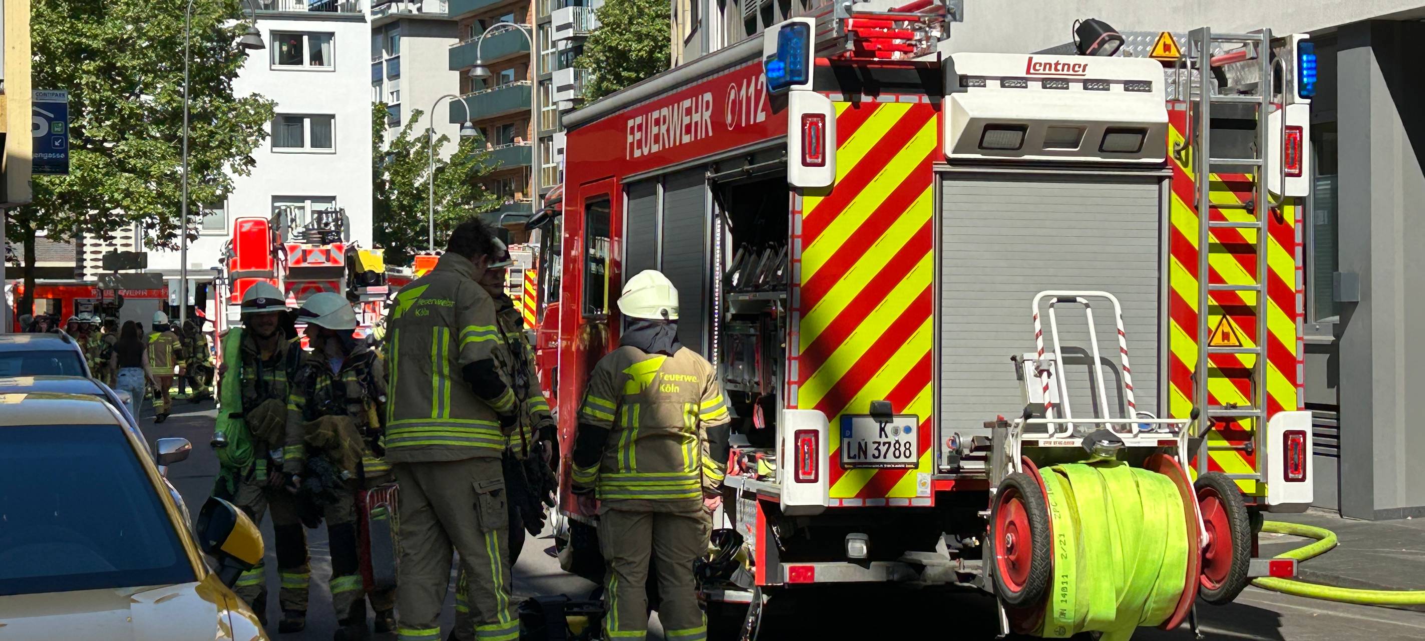 Feuer in Parkhaus am Neumarkt