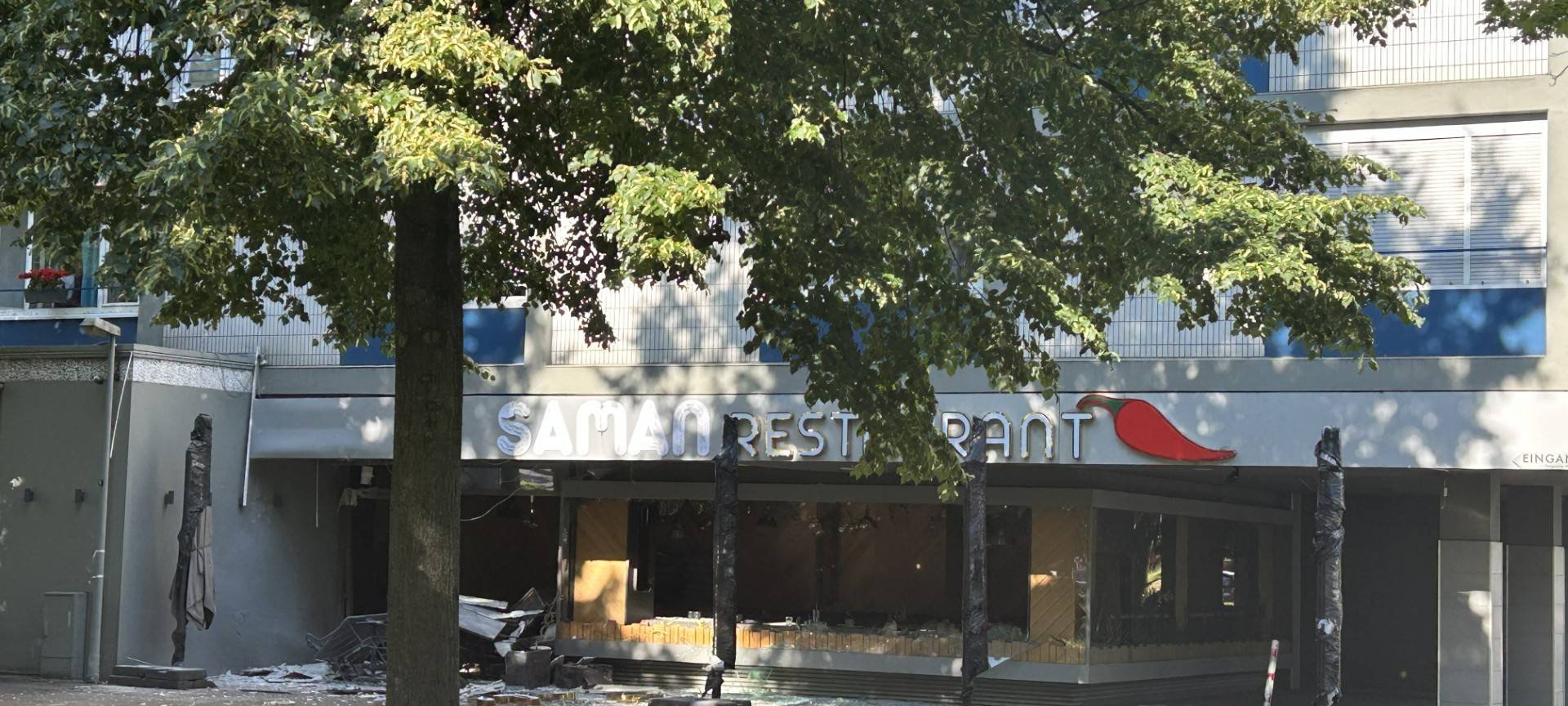 Explosion zerstört Restaurant in Kalk