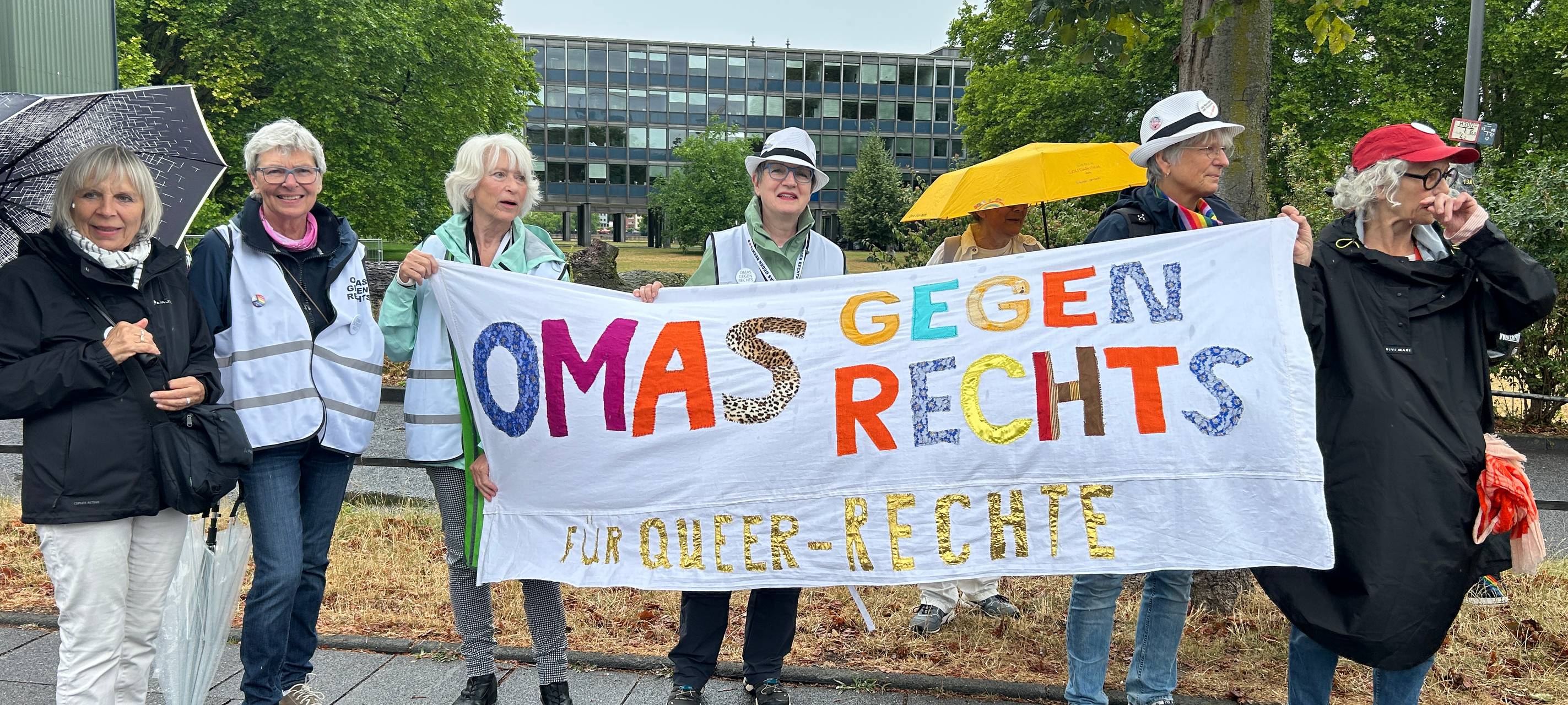 Große CSD-Demo: "Für Queerrechte – Viele. Gemeinsam. Stark!"