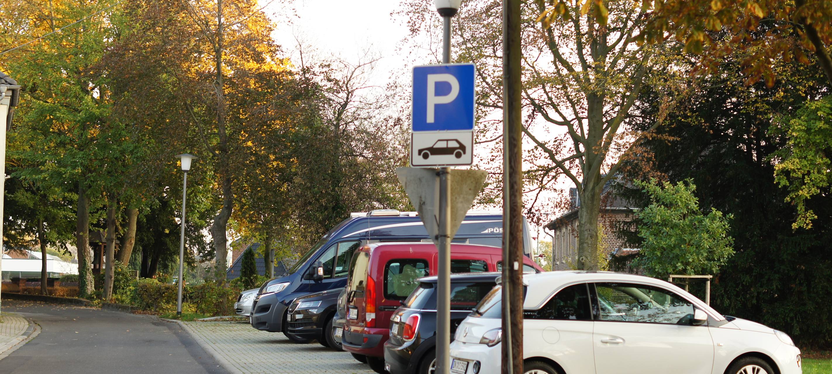 Weniger Parkplätze in der Maybachstraße