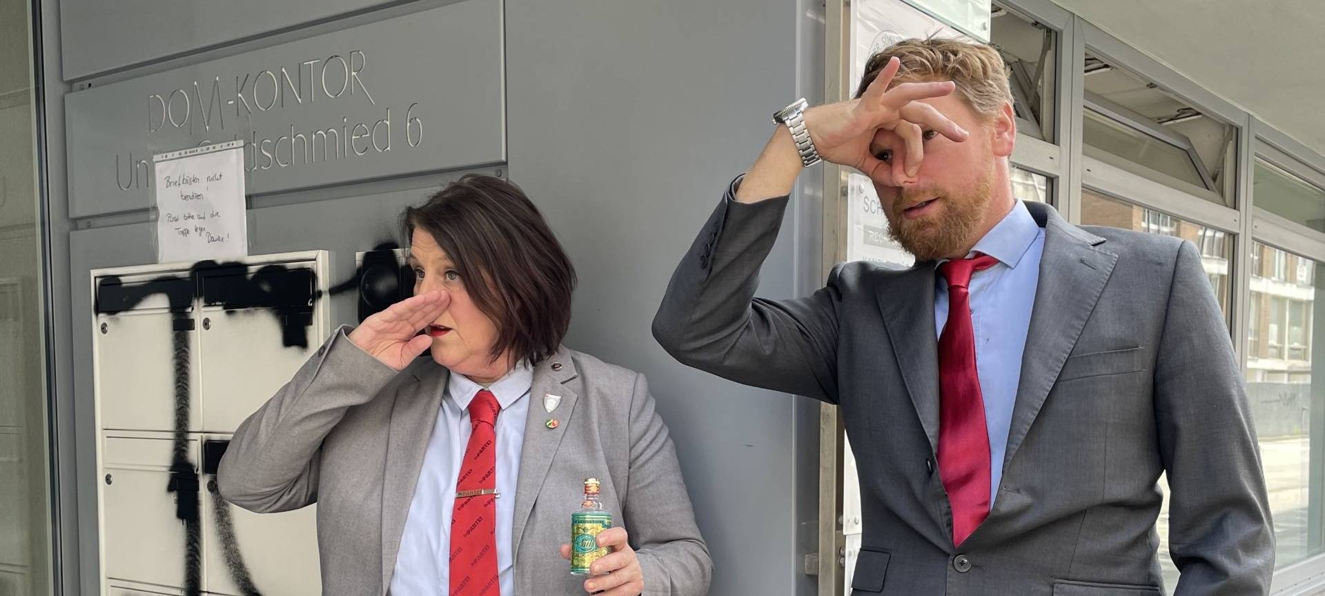 Schmierereien an Büroräumen der Kölner Ratsfraktion Die PARTEI
