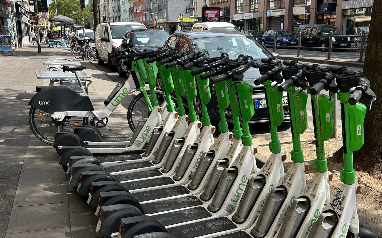 Studie: E-Scooter-Unfälle steigen bundesweit an