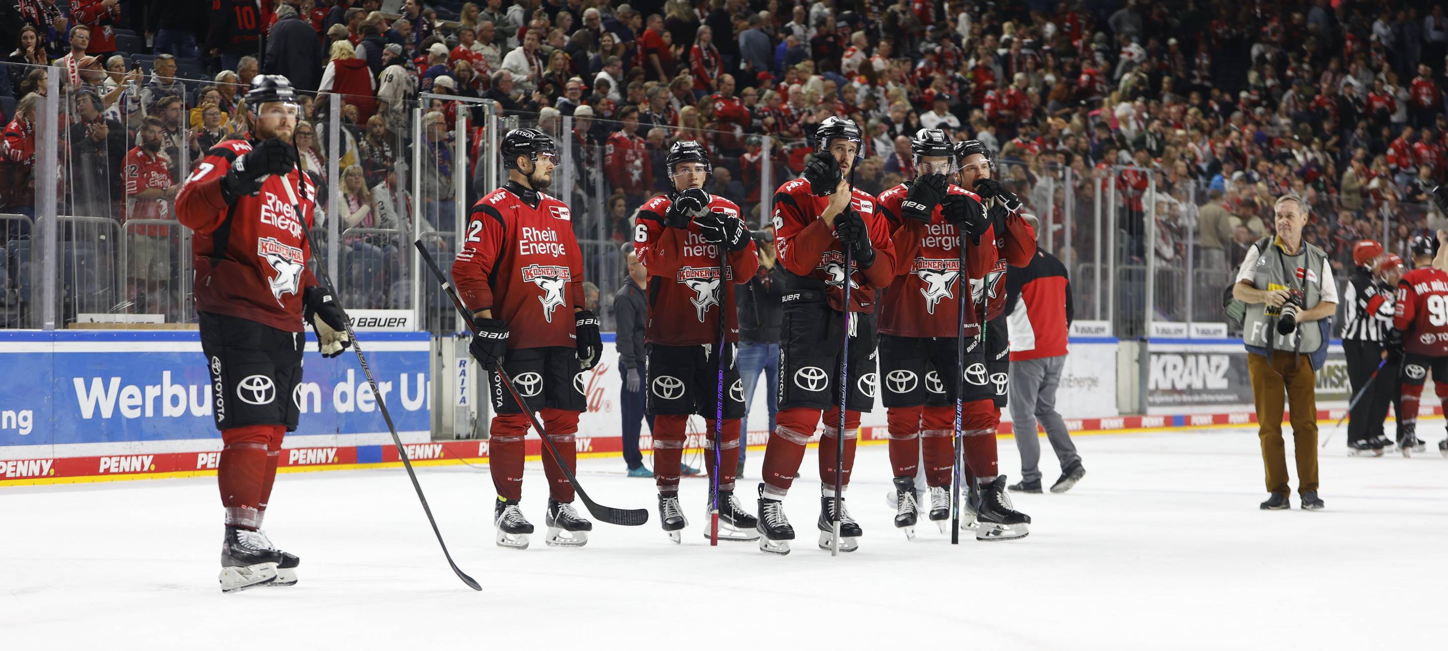 Haie gewinnen zu Hause gegen Schwenningen