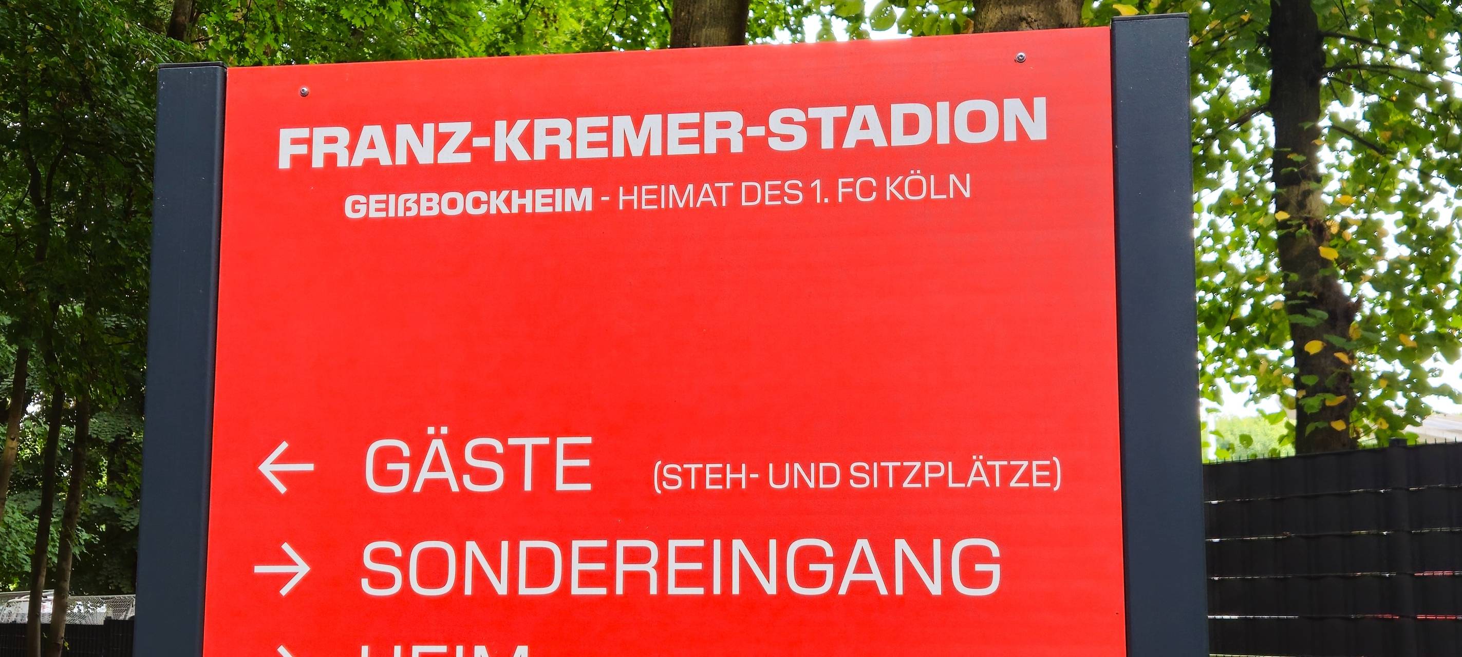 Partie der Effzeh-Frauen gegen Leverkusen abgebrochen