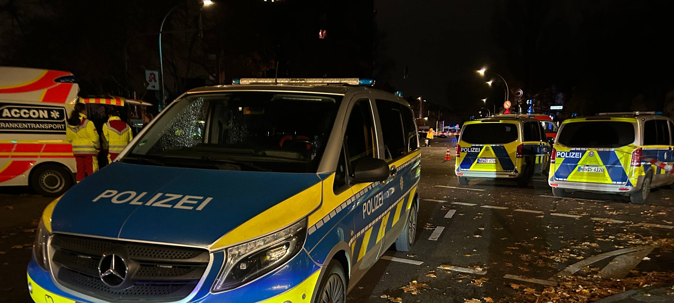 Schüsse aus Fenster - Großeinsatz in Neuehrenfeld