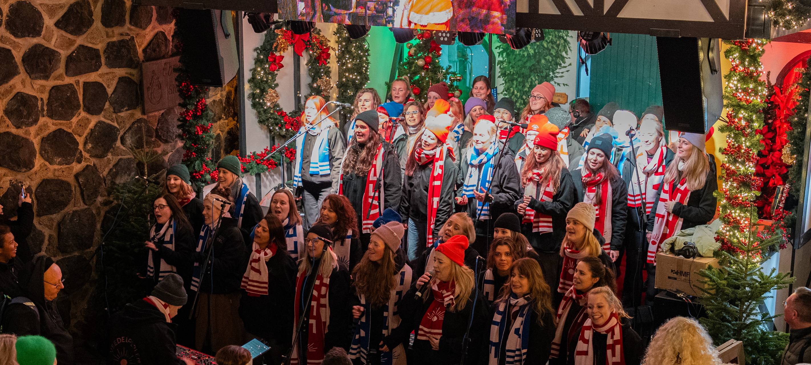 Radio Köln sendet wieder live vom Nikolausdorf