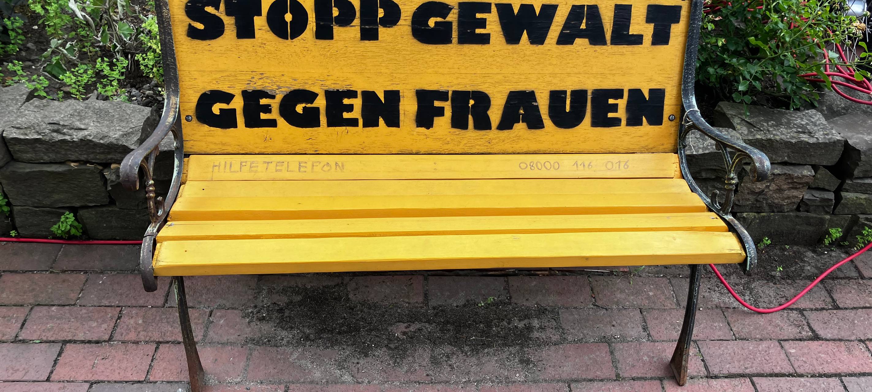 Demo gegen digitale Gewalt in Köln