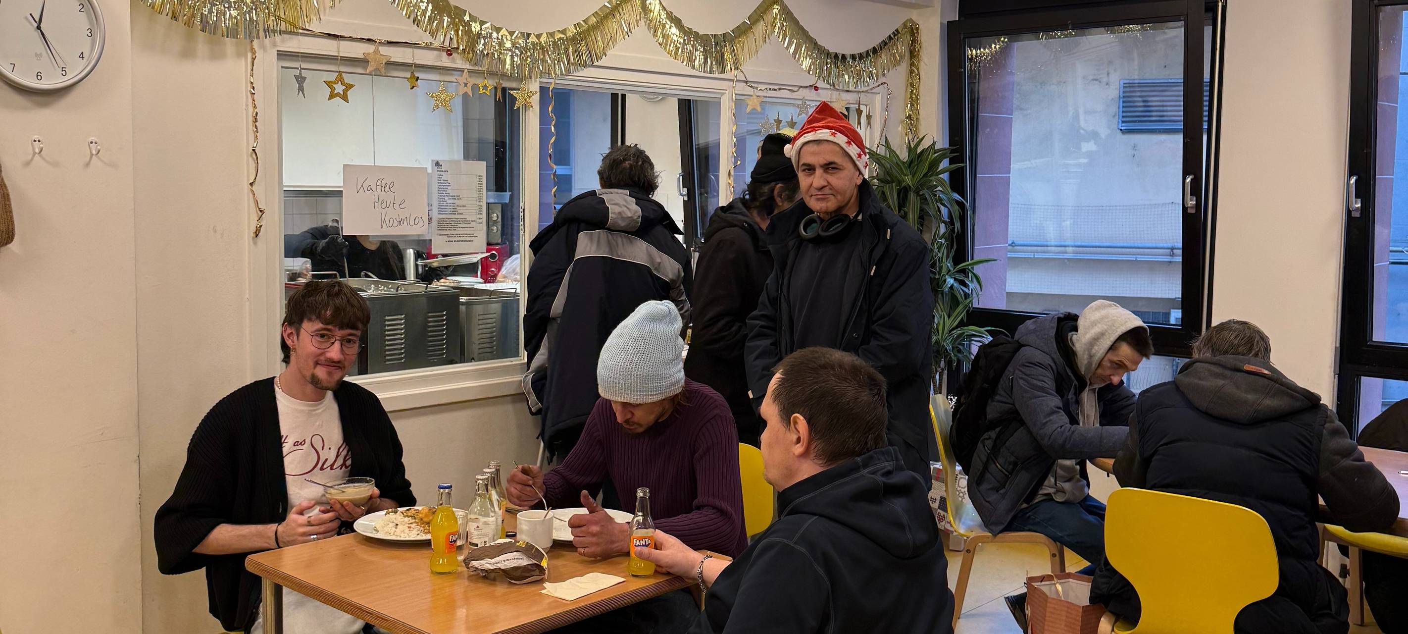Weihnachtsessen für Obdachlose und Suchtkranke