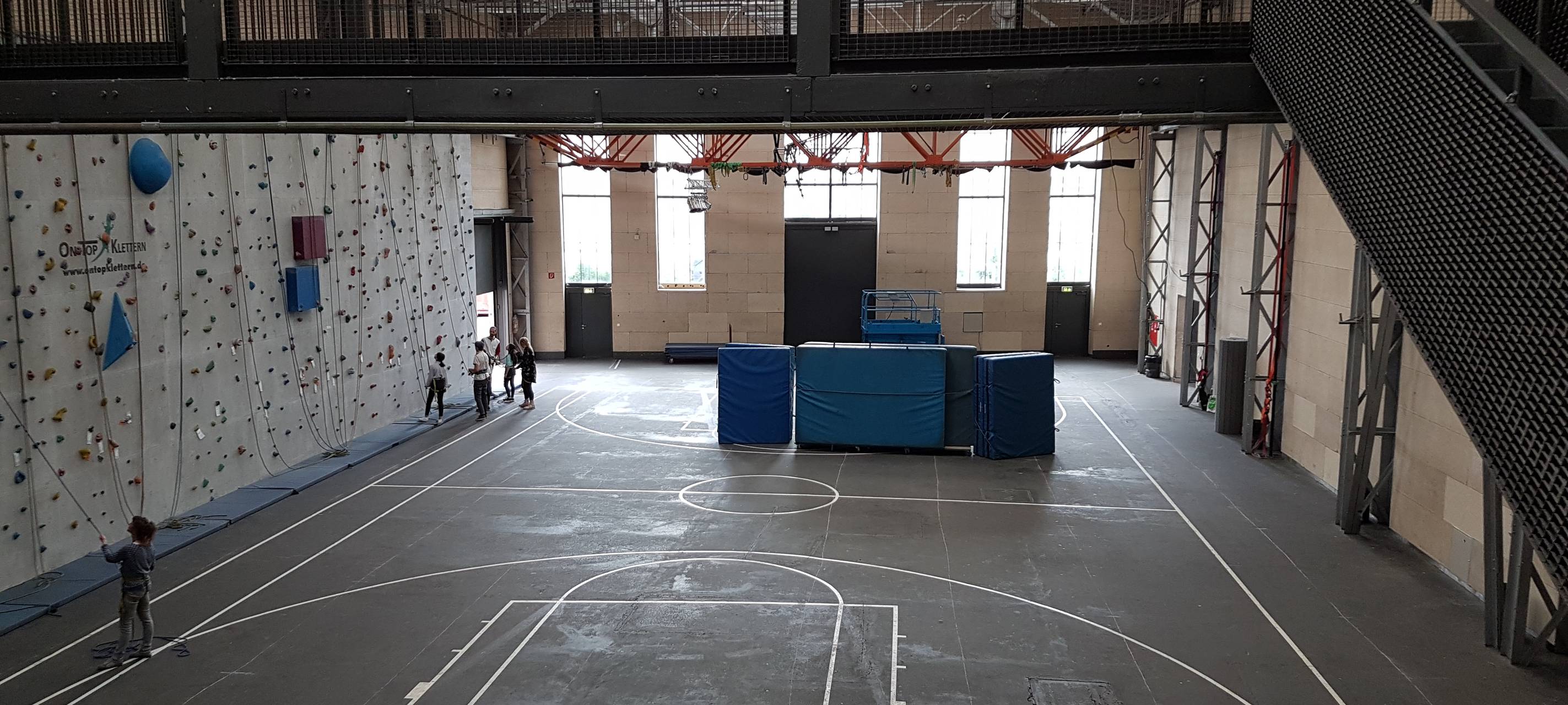 Die Abenteuerhallen