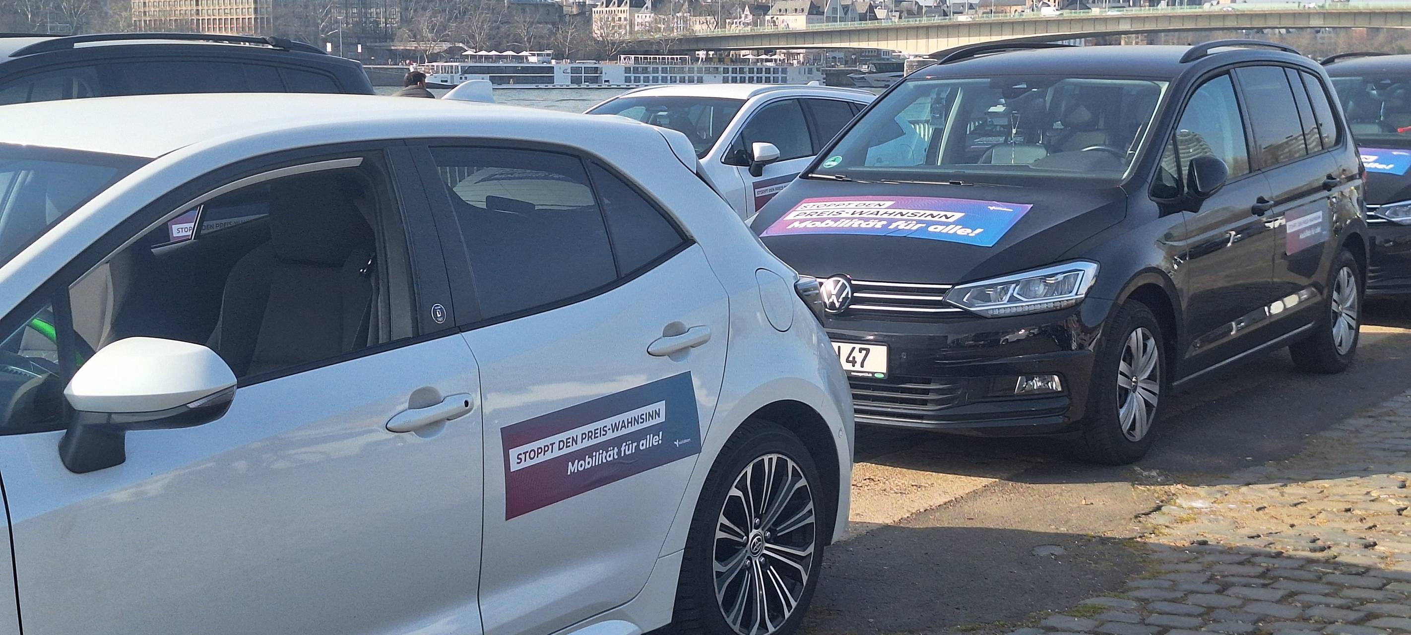 Proteste: Stadt Köln plant Mindestpreise für Uber und Bolt