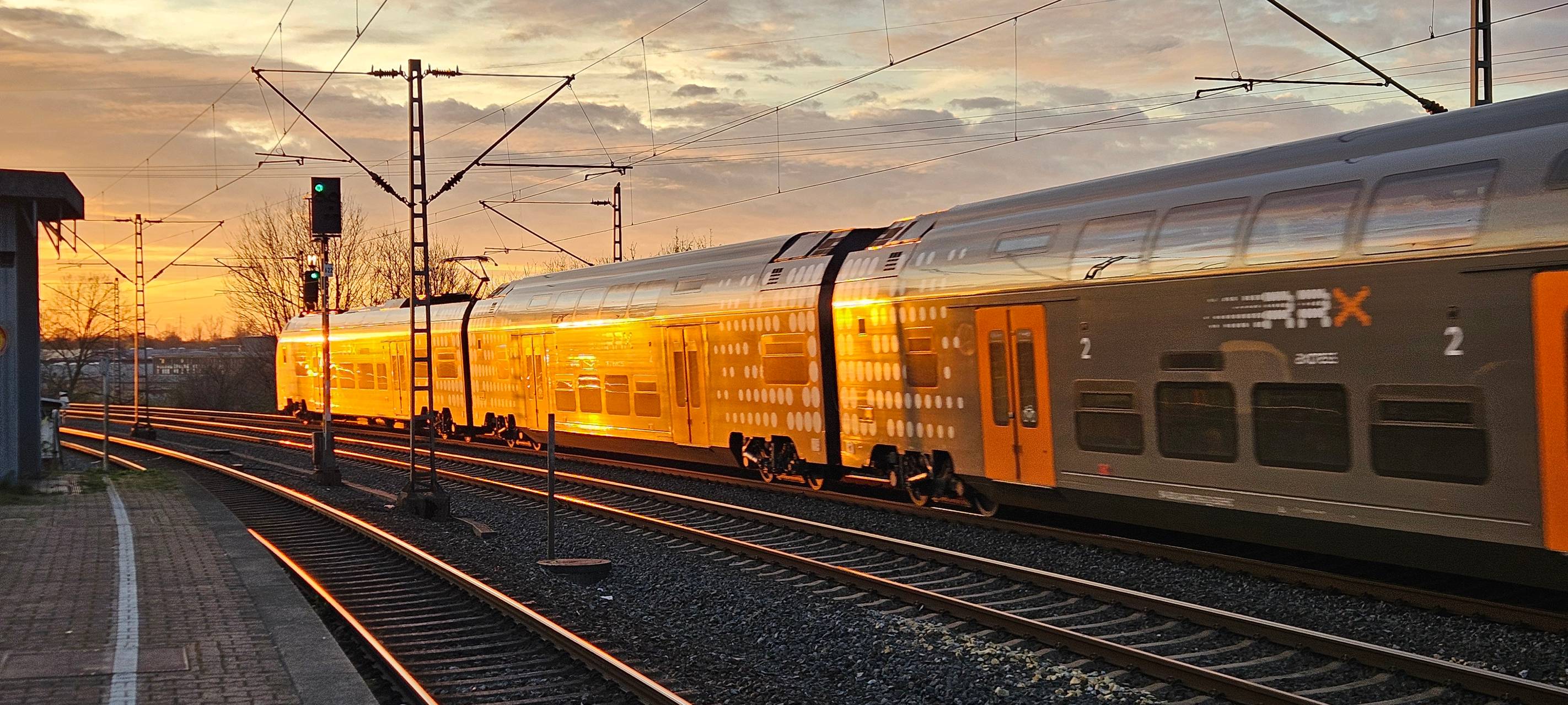 Bahnstrecke Köln Düsseldorf bis Samstag gesperrt