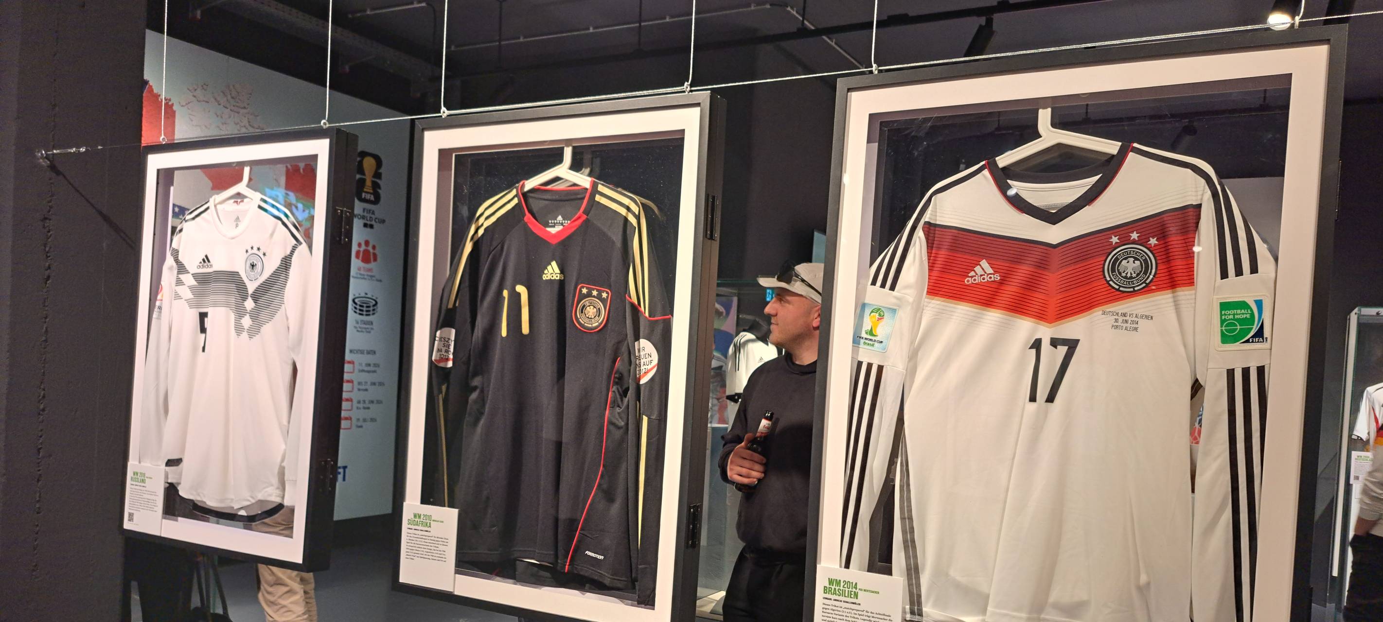 Trikot Ausstellung: Der Stoff aus dem die Träume sind