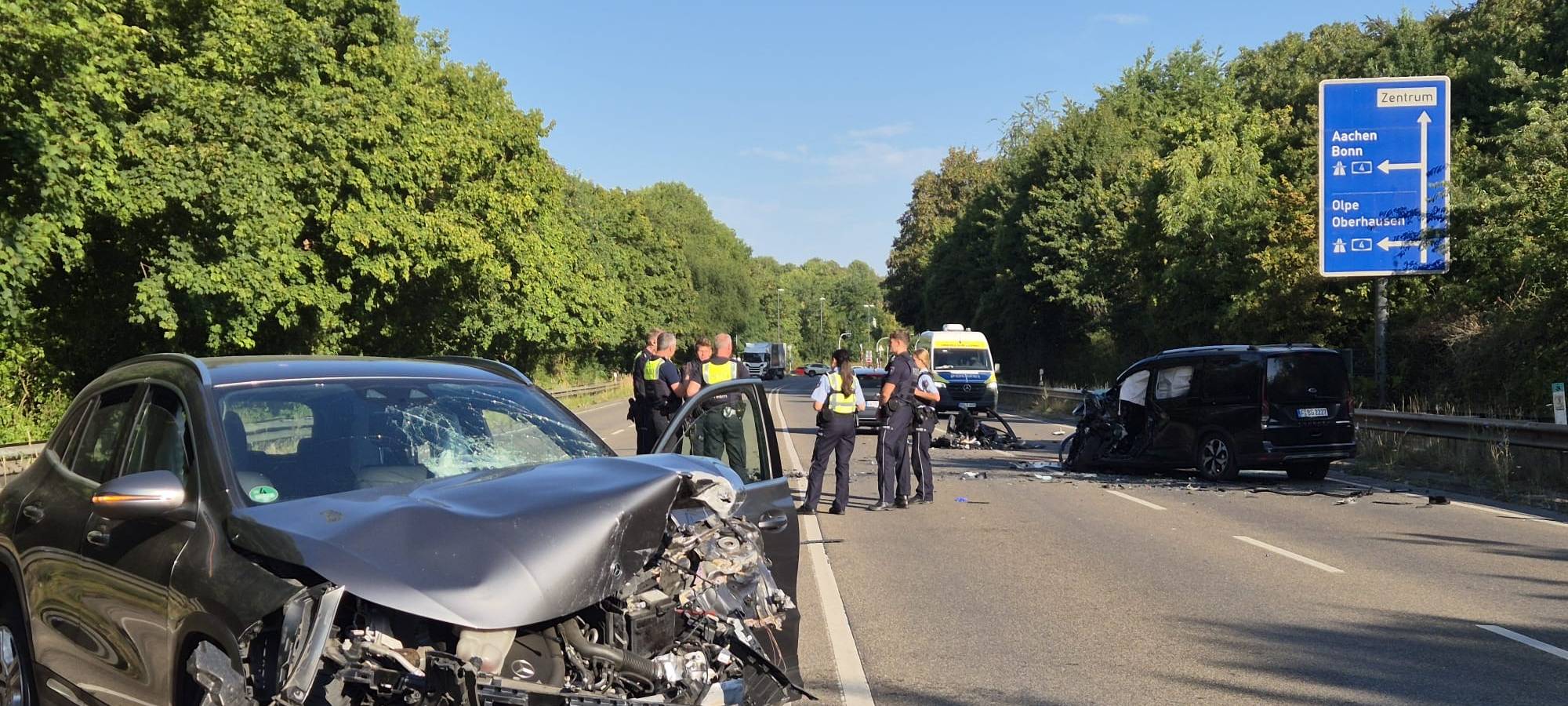 Unfall sorgt für lange Staus in Porz