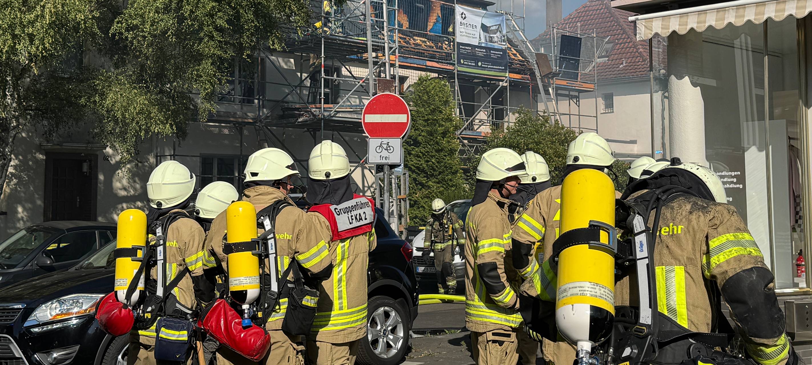 Entwarnung bei Feuer in Sülz: Kein Austritt von Brandgasen