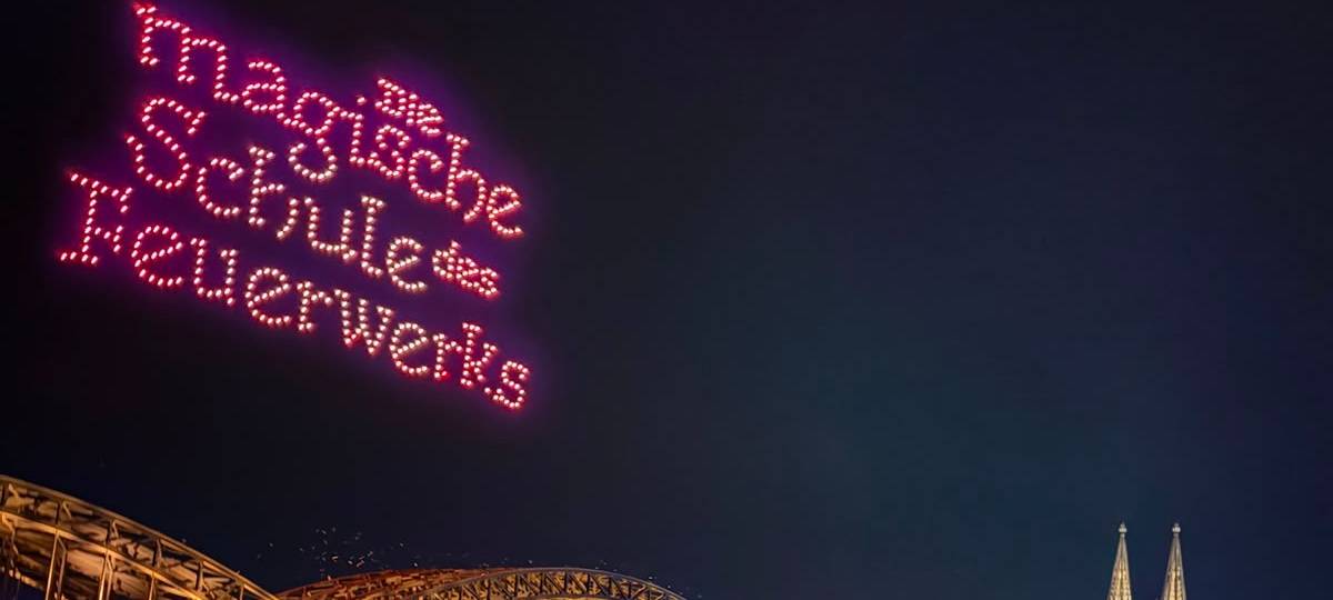 Kölner Lichter starten mit Verspätung
