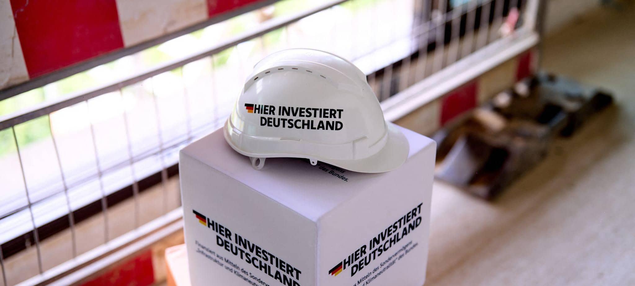 Bundesfinanzminister Lars Klingbeil (SPD) besucht Neubau der ...