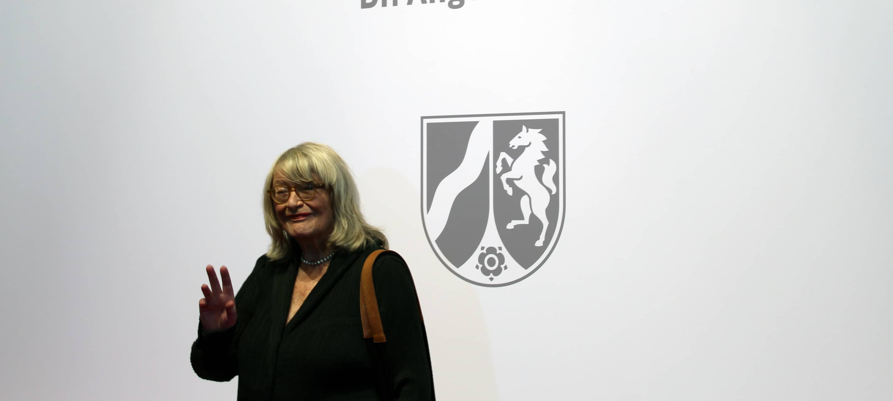 Alice Schwarzer stellt Emma ein