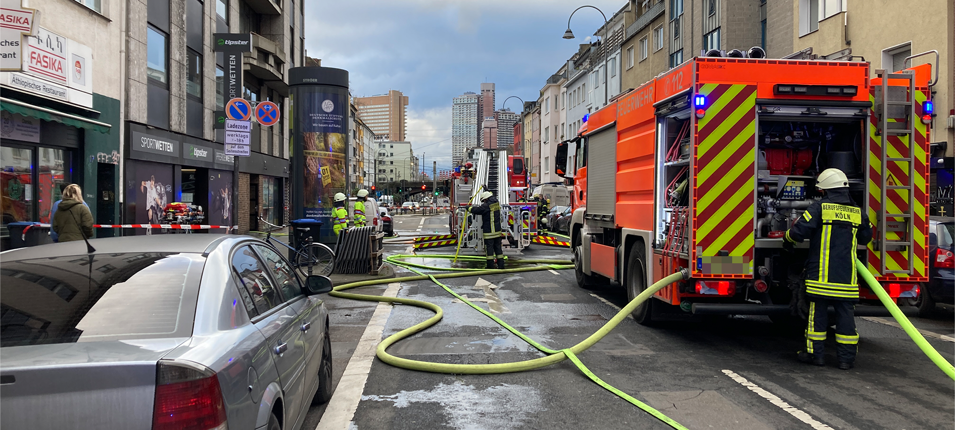 Luxemburger Straße wegen Feuerwehreinsatz gesperrt