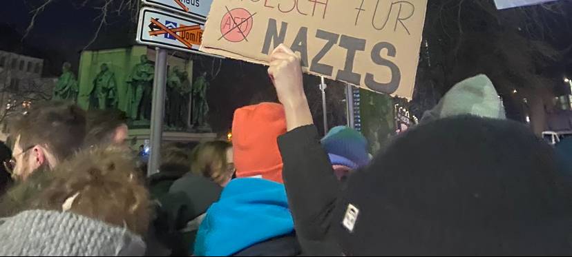OB Reker lobt “Demo gegen den Rechtsruck“