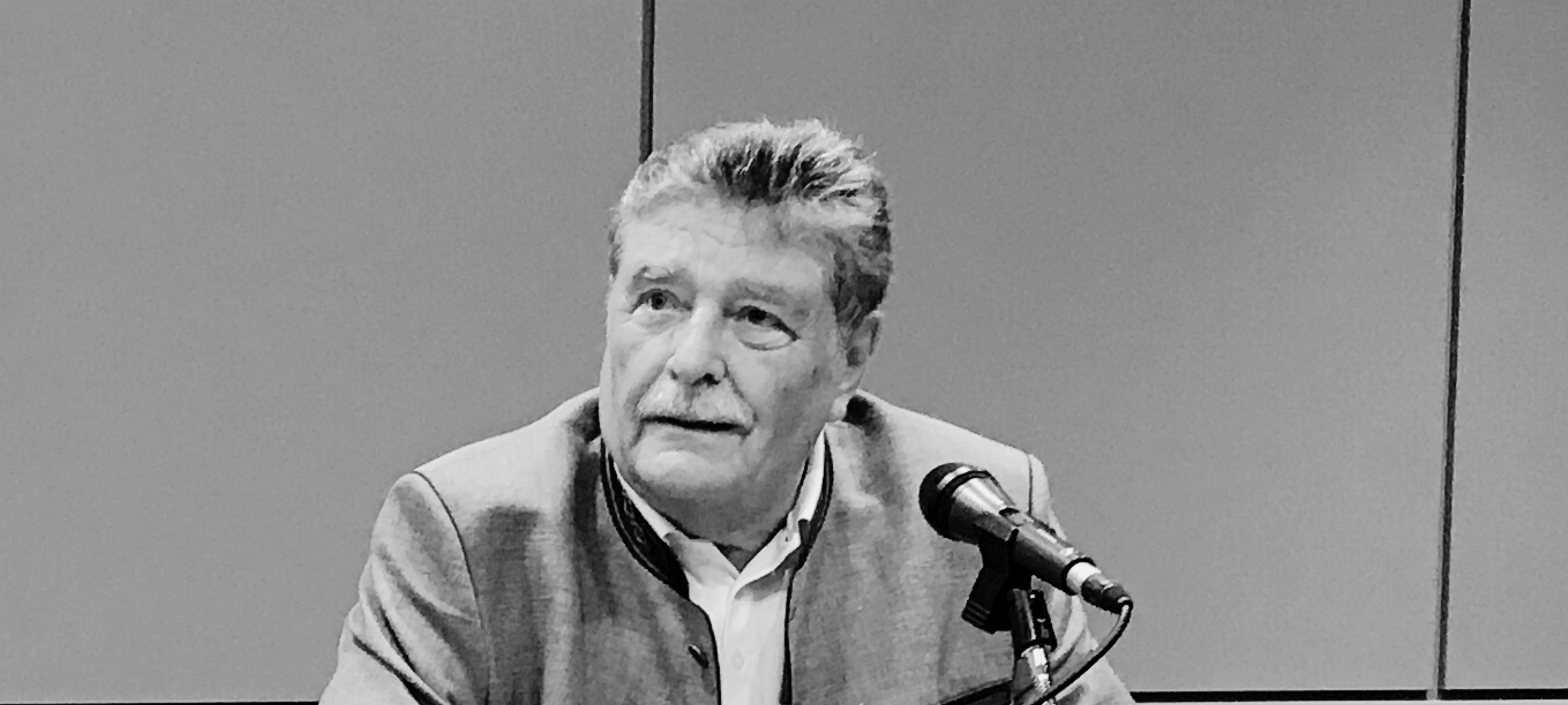 Früherer Kölner Oberbürgermeister Schramma wird beigesetzt