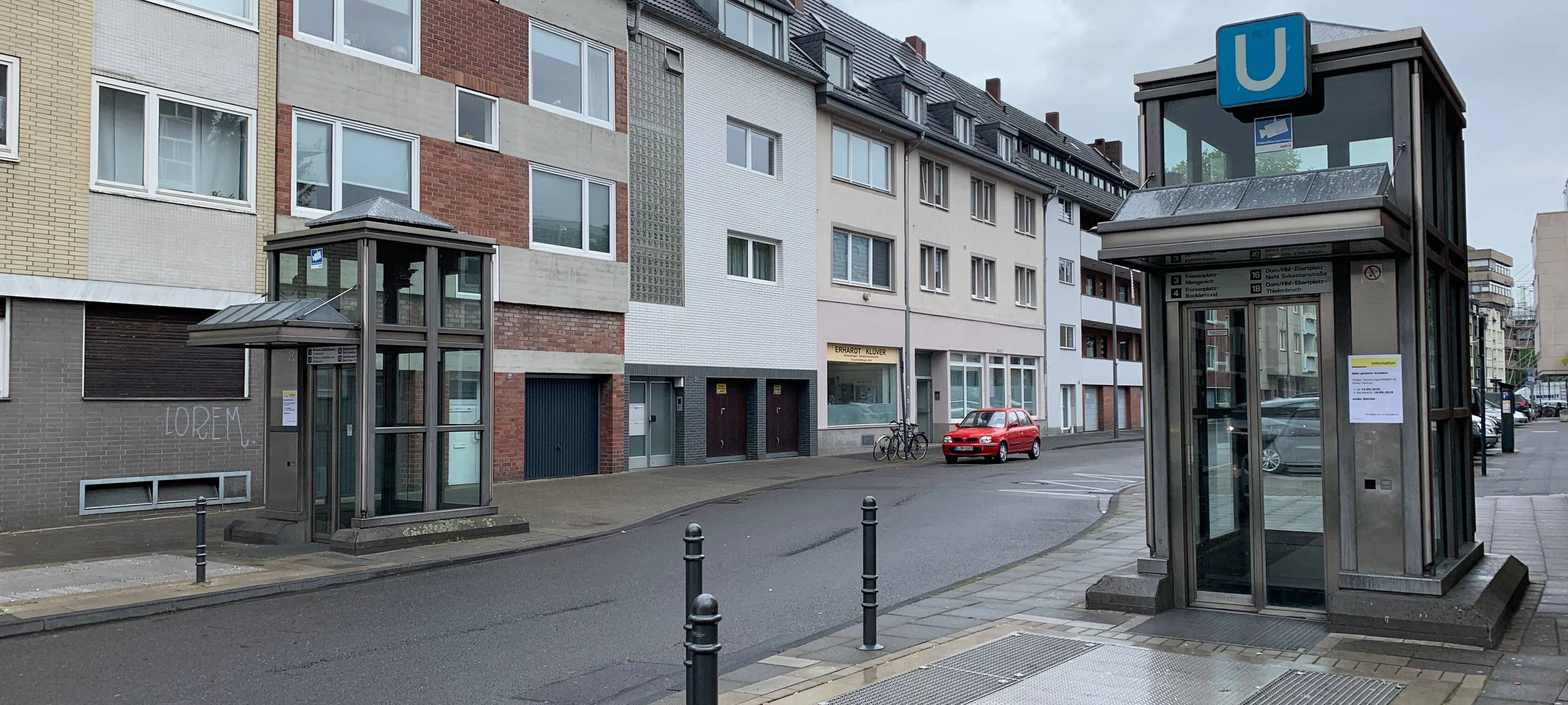 Rolltreppe am Wiener Platz bricht zusammen